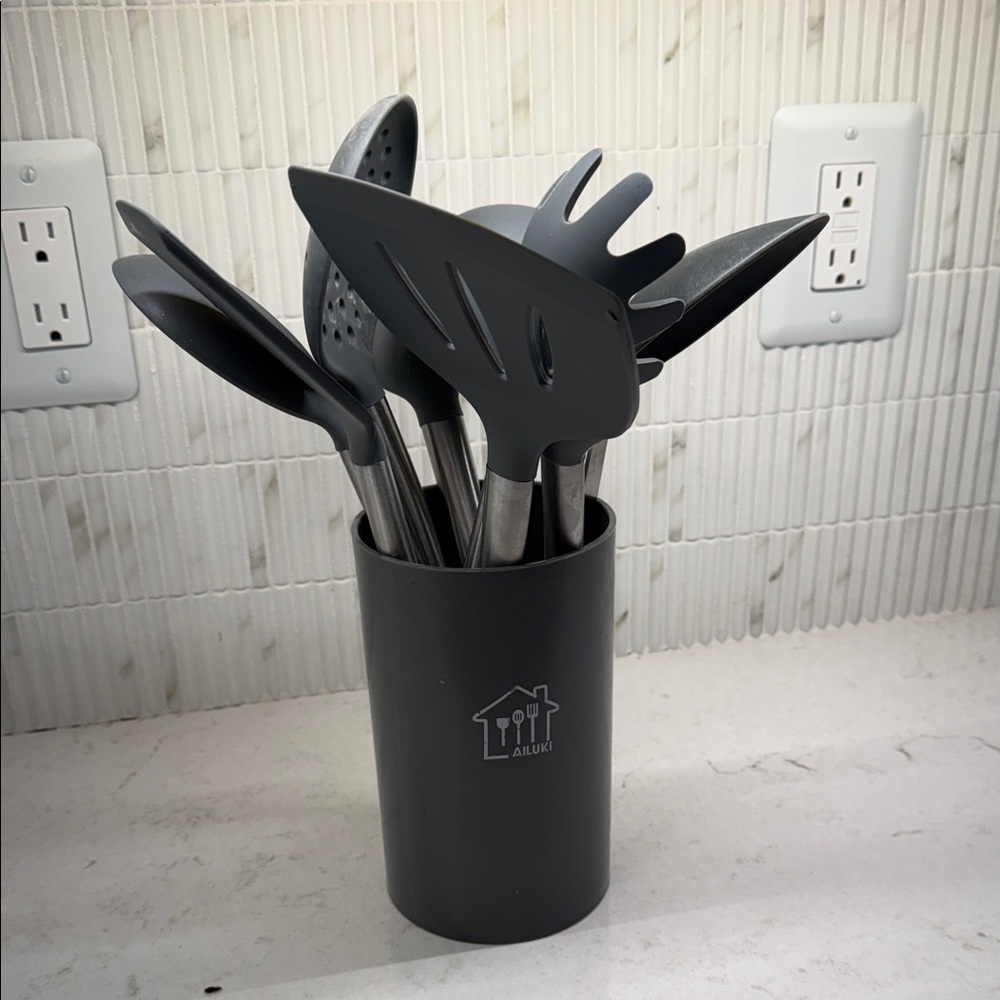Charcoal Gray Utensil Holder Set